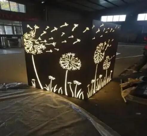 庄浪耐候钢灯箱